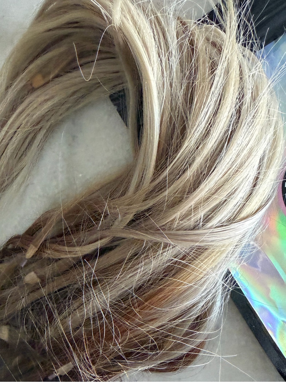 Blonde 10" - 12" Remi Cachet micro bead remy Hair Extensions - brunette root